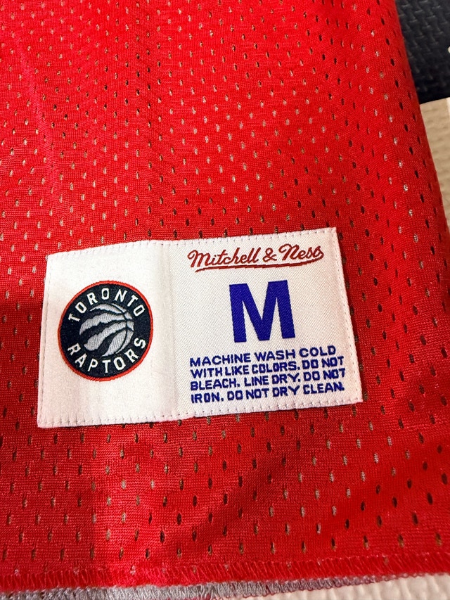 Toronto Raptors Reversible Mesh Tank - Size Medium - photo 2