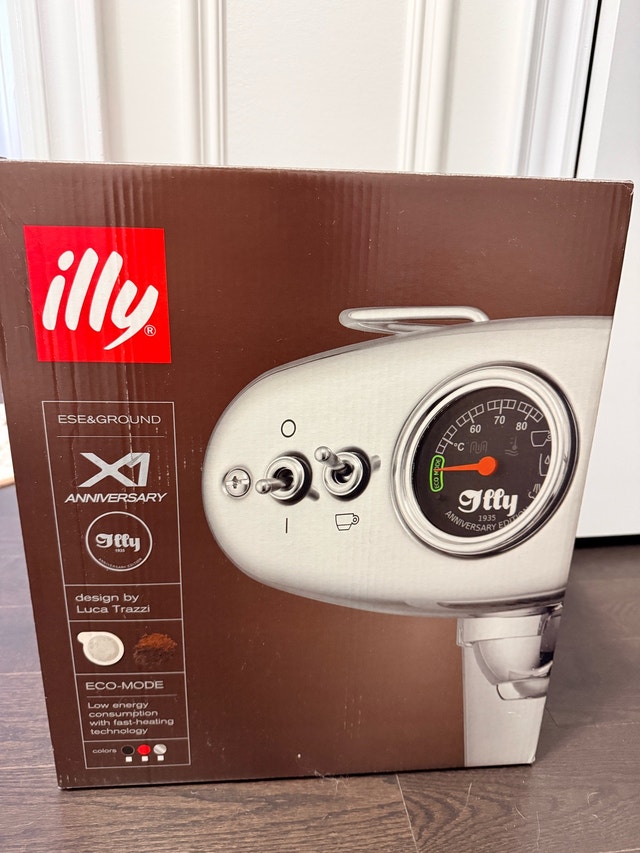 Brand New illy X1 Anniversary Espresso Machine - Red