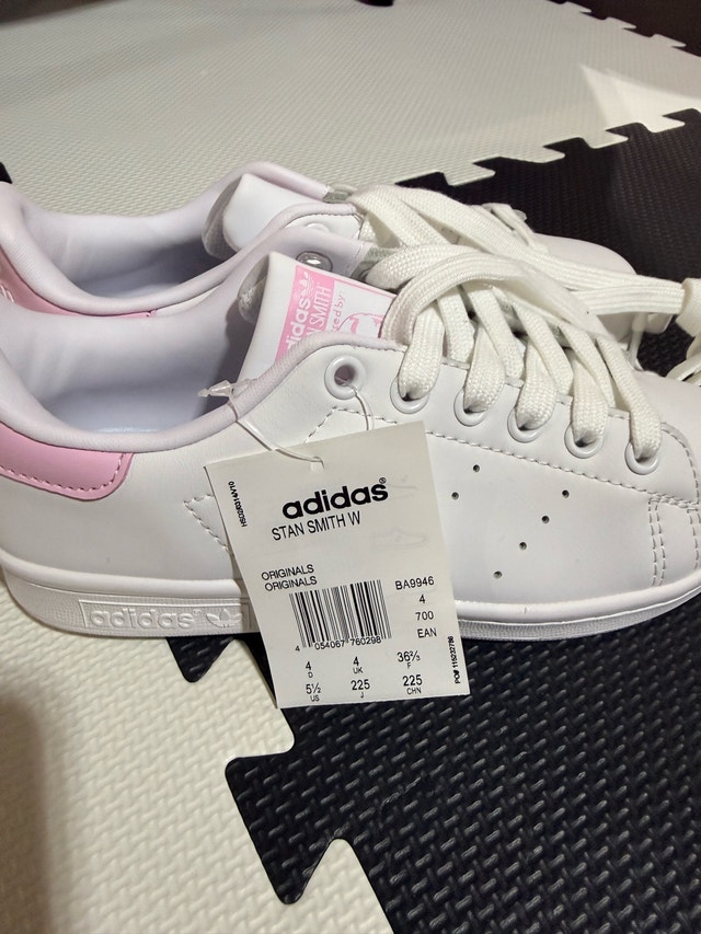 NEW Adidas Stan Smith W - White/Pink - Women’s Size 5.5