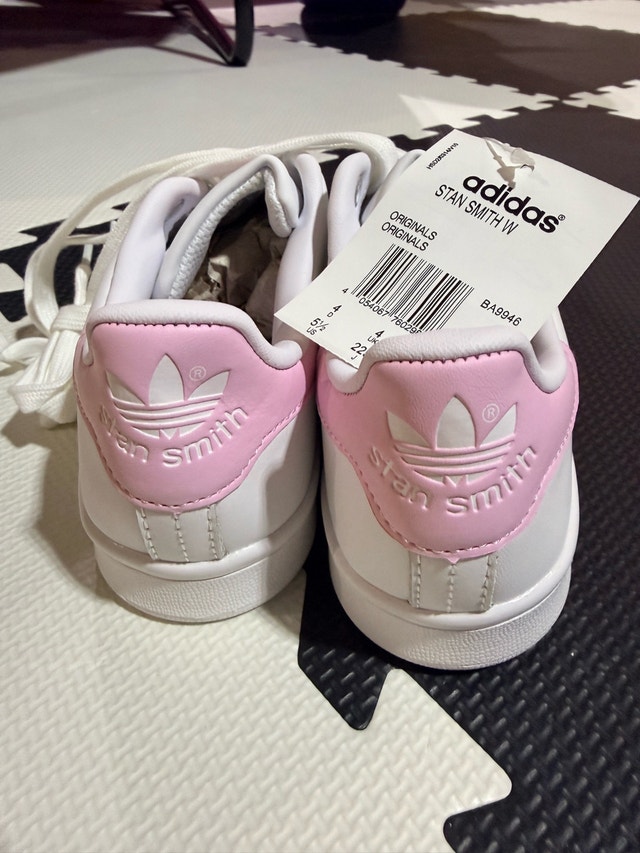NEW Adidas Stan Smith W - White/Pink - Women’s Size 5.5 - photo 2