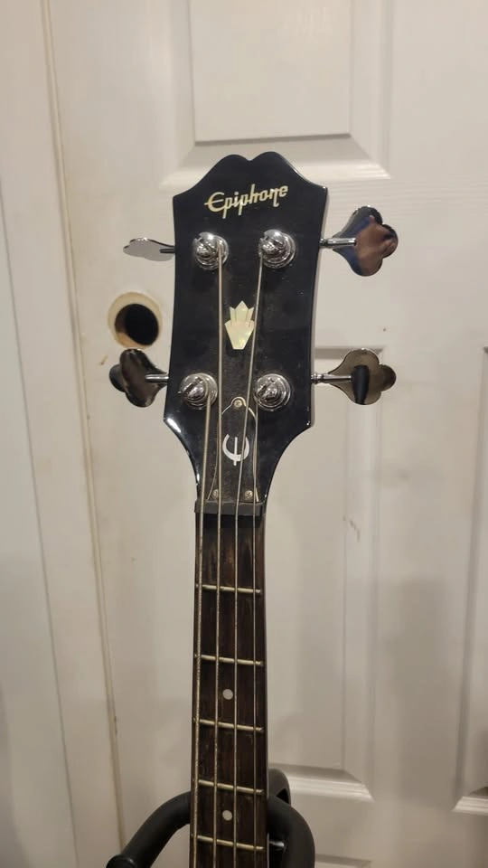 $350 Epiphone EB-0 Short Scale Bass - Black - photo 4