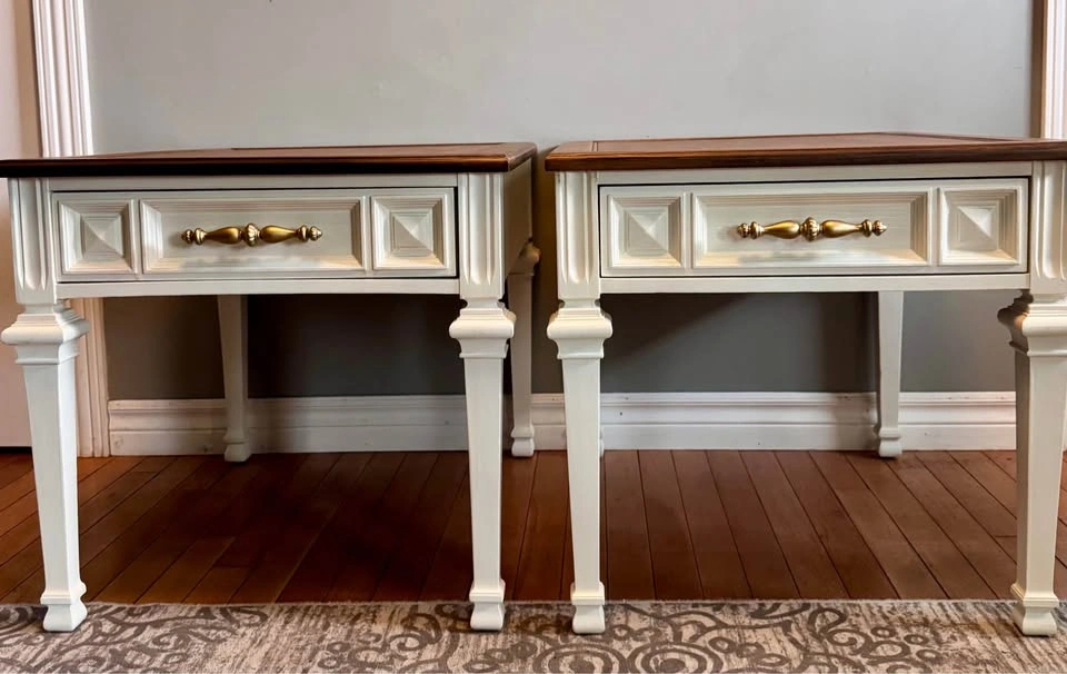 Stunning Set Of Two Toned End Tables - Free Delivery - photo 5