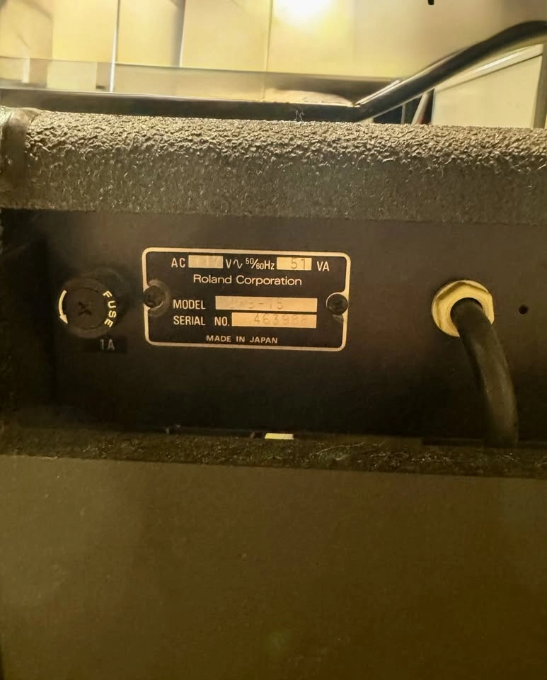 Roland Spirit Bass 15 Amp Practice Amplifier - photo 5