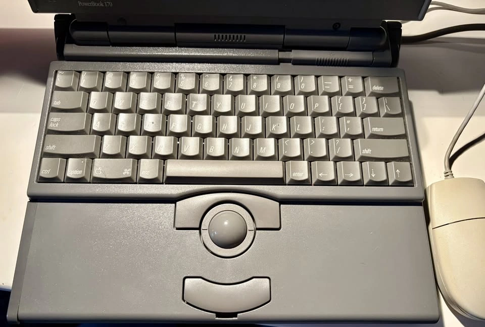 Vintage Apple MacIntosh PowerBook 170 WORKING + Original Mouse - photo 5