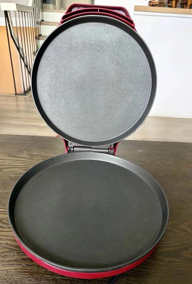 Betty Crocker Electric Pizza Cooker - Quick & Easy-KID FRIENDLY! - photo 3