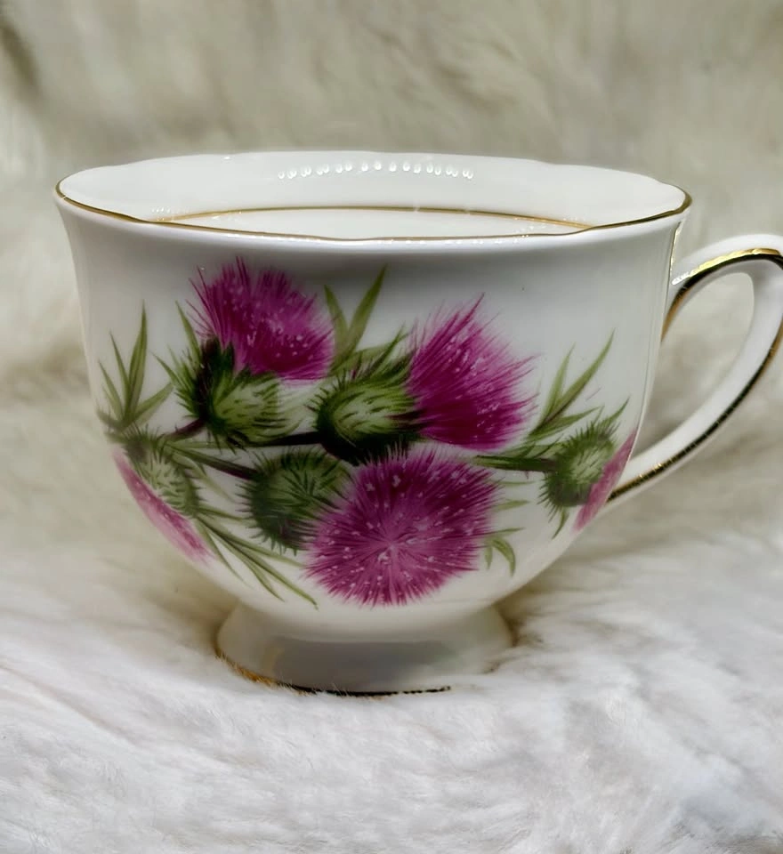 Vintage Colclough Bone China Teacup & Saucer Set - photo 2