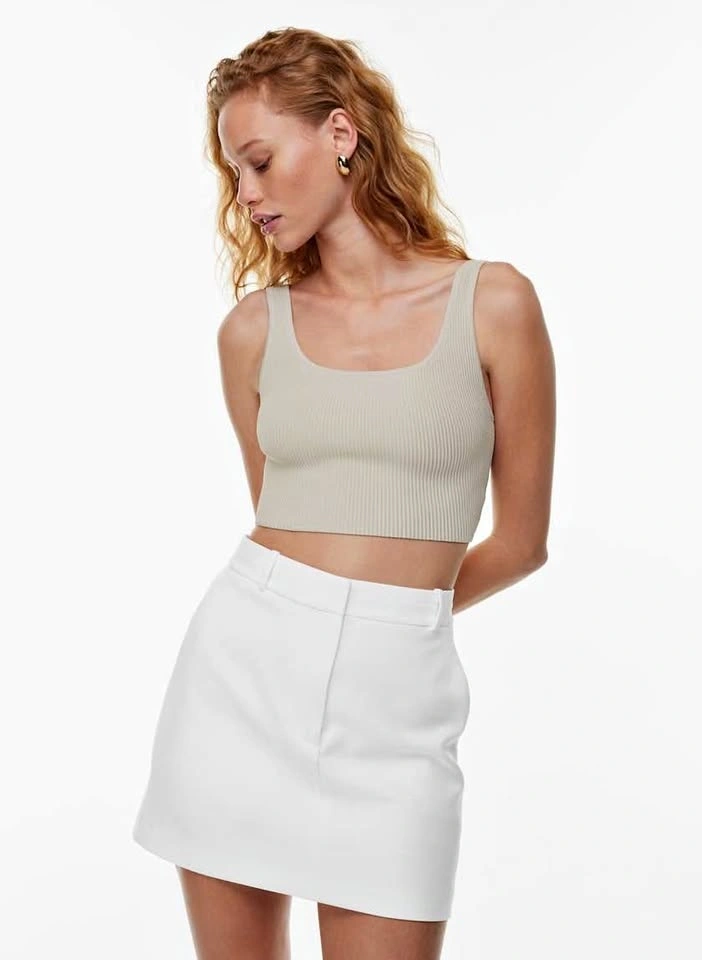 EUC Babaton Aritizia Sculpt Knit Ribbed Tank Top Light Grey M