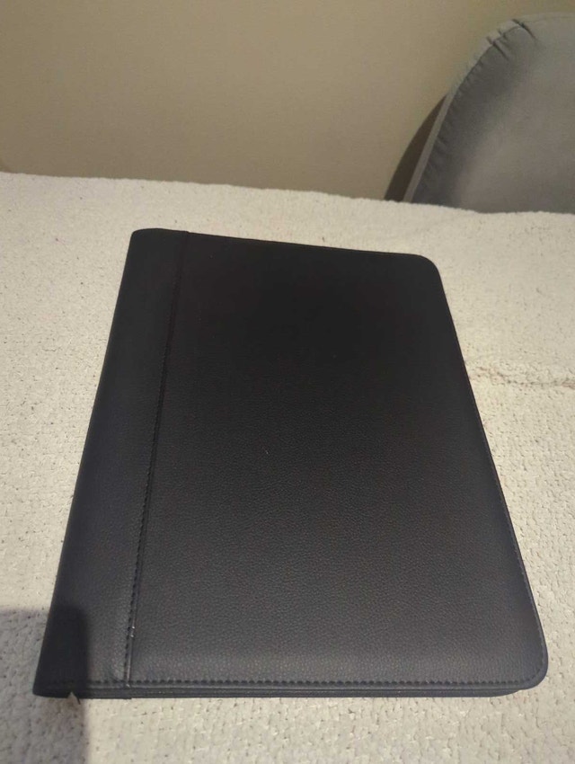 Executive Portfolio Bugatti - photo 2