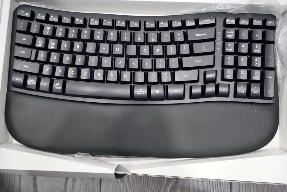 🌱 Nulea Wave Keys Wireless Ergonomic Keyboard