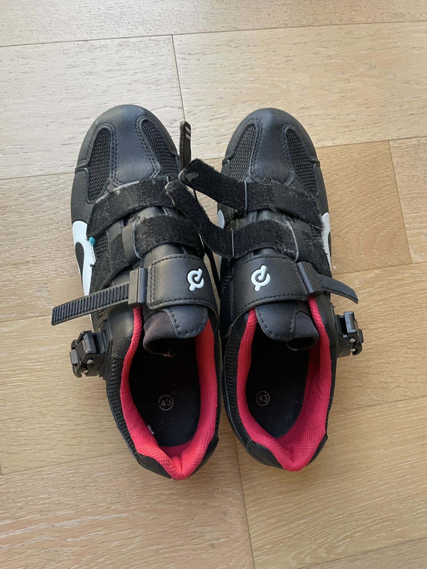Peloton Bike + Shoes + Mat + Fan - photo 2