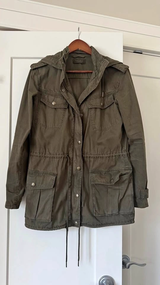Aritzia Talula Green Cargo Jacket