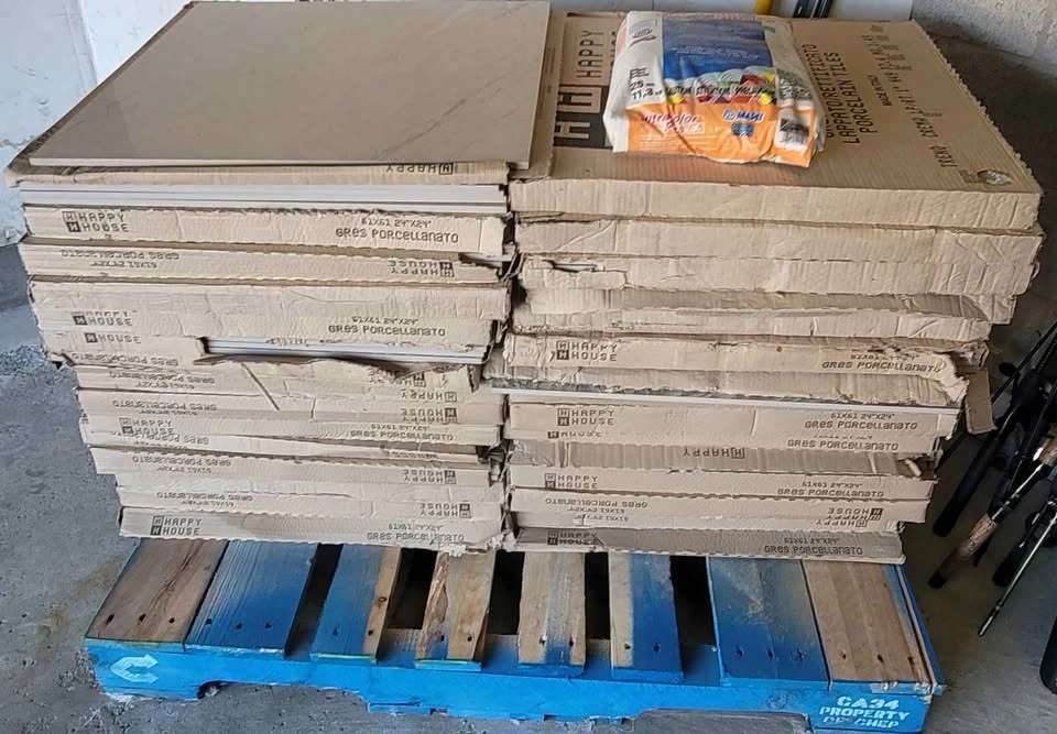 Happy House Italian Porcelain Tile 24"x24" + Mapei Grout – New - photo 4