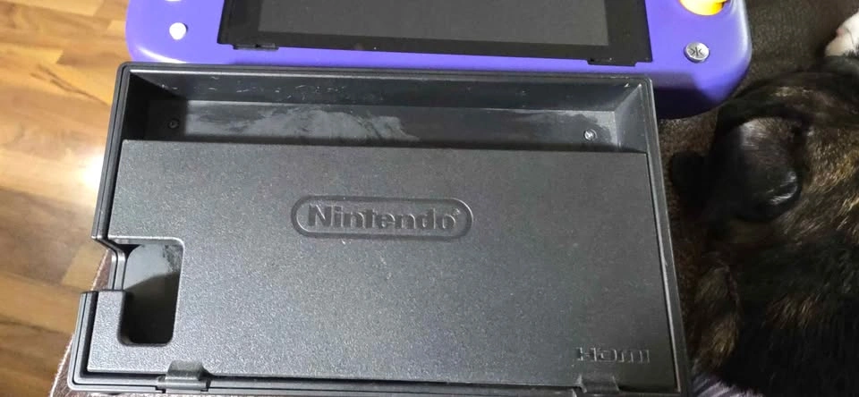 Nintendo Switch /TV Bundle - photo 2