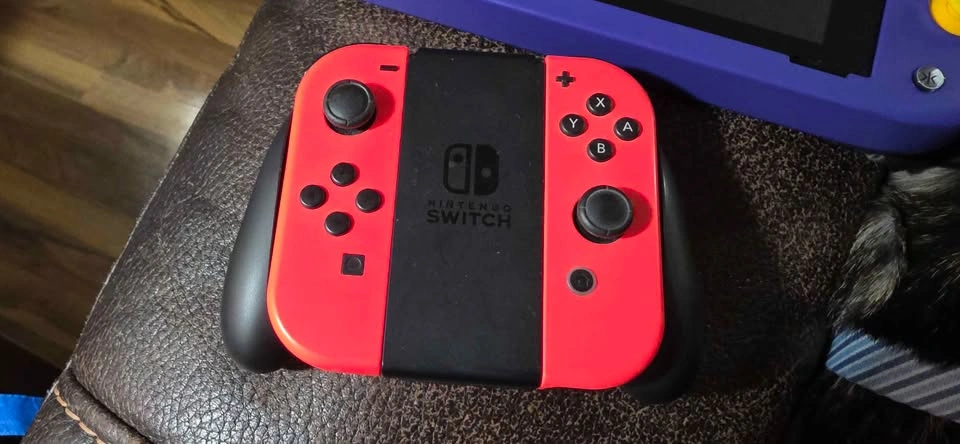 Nintendo Switch /TV Bundle - photo 4