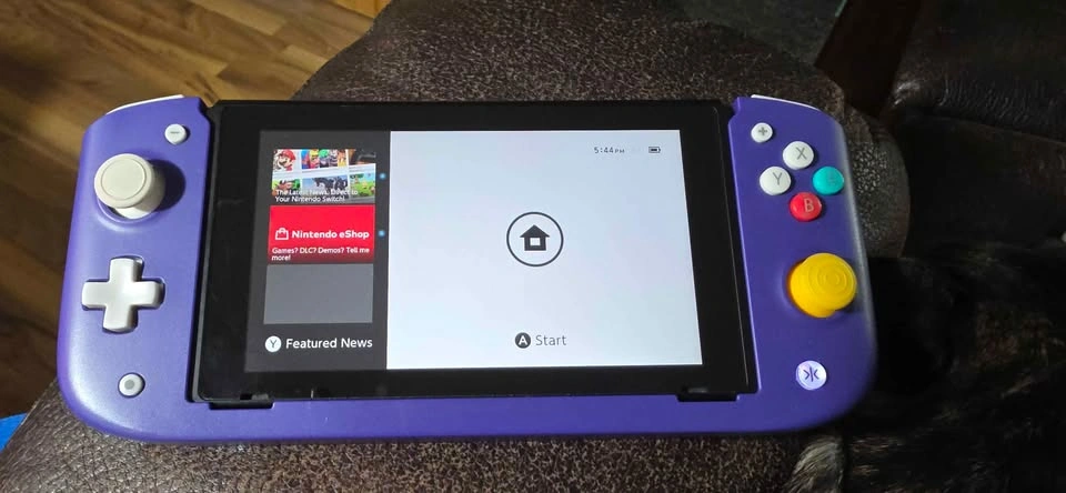 Nintendo Switch /TV Bundle - photo 5