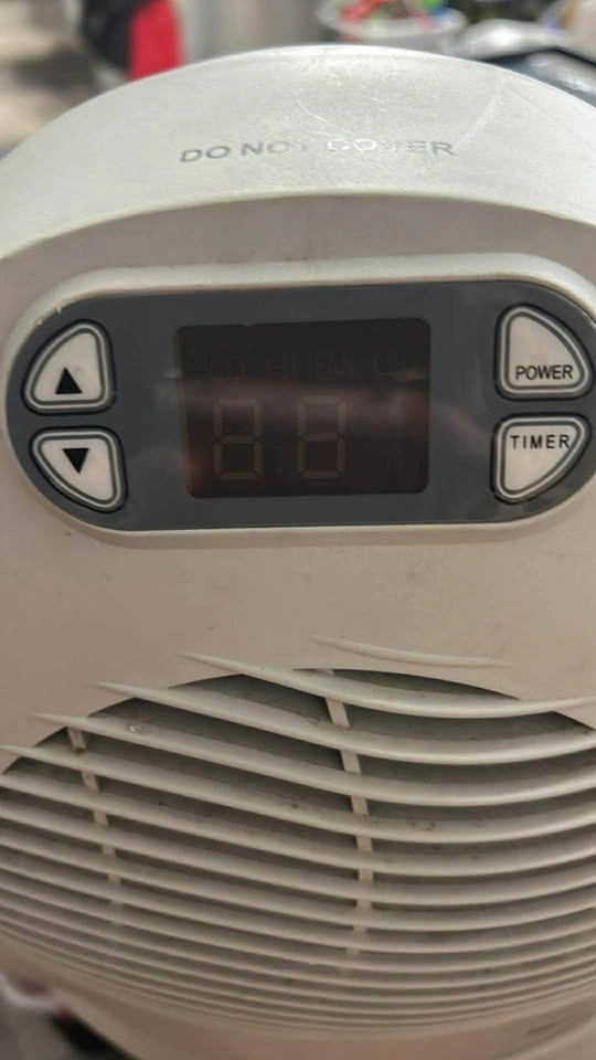 Pelonis HF-0019 Fan Forced Heater - photo 2
