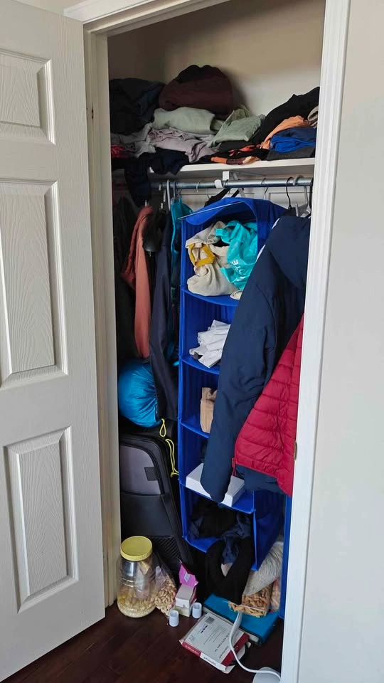 Private Room for Rent (May 10 - July 20) - photo 4