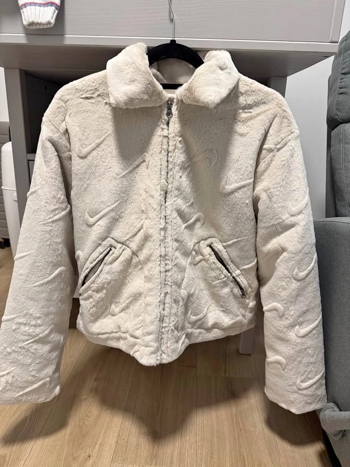 NIKE jacket/winter coat - Size S