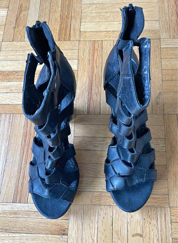 Black Women's Strappy High Heels