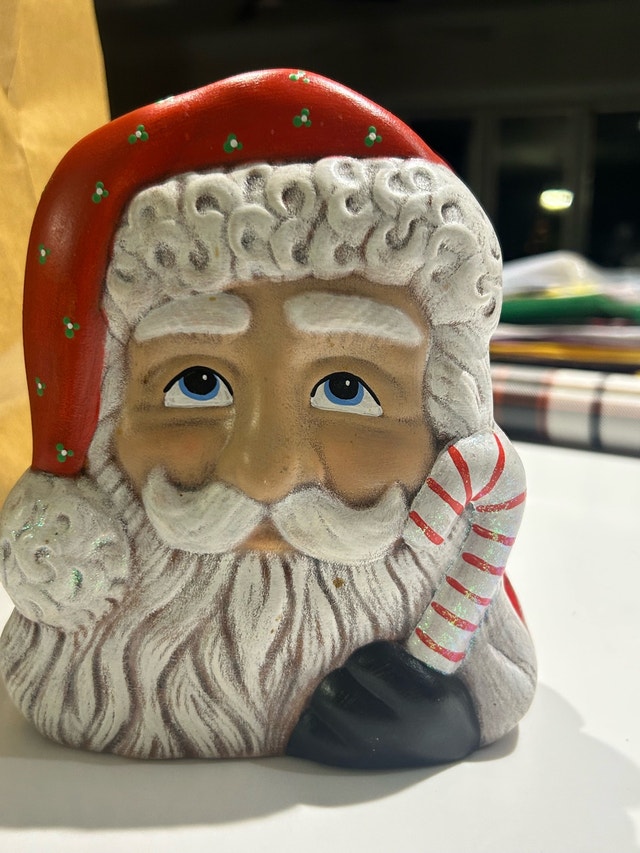 Santa Napkin Holder