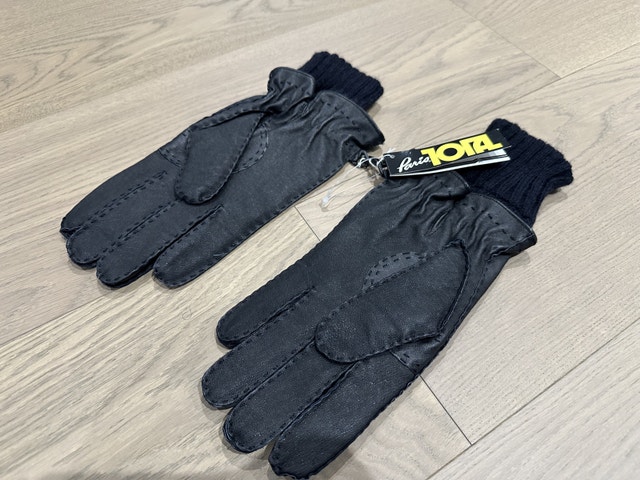 Brand new black “Total gloves” - photo 2