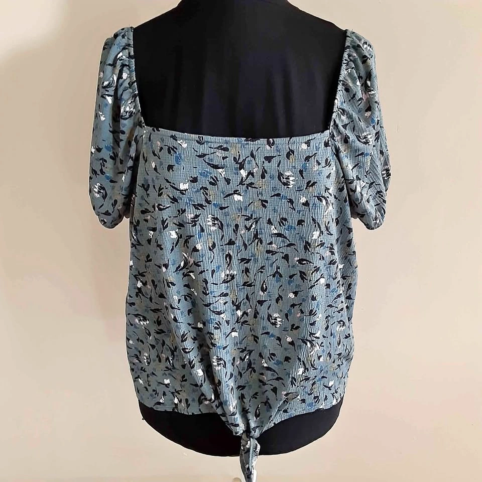 Signature Reitmans Ladies Plus Size Floral Top