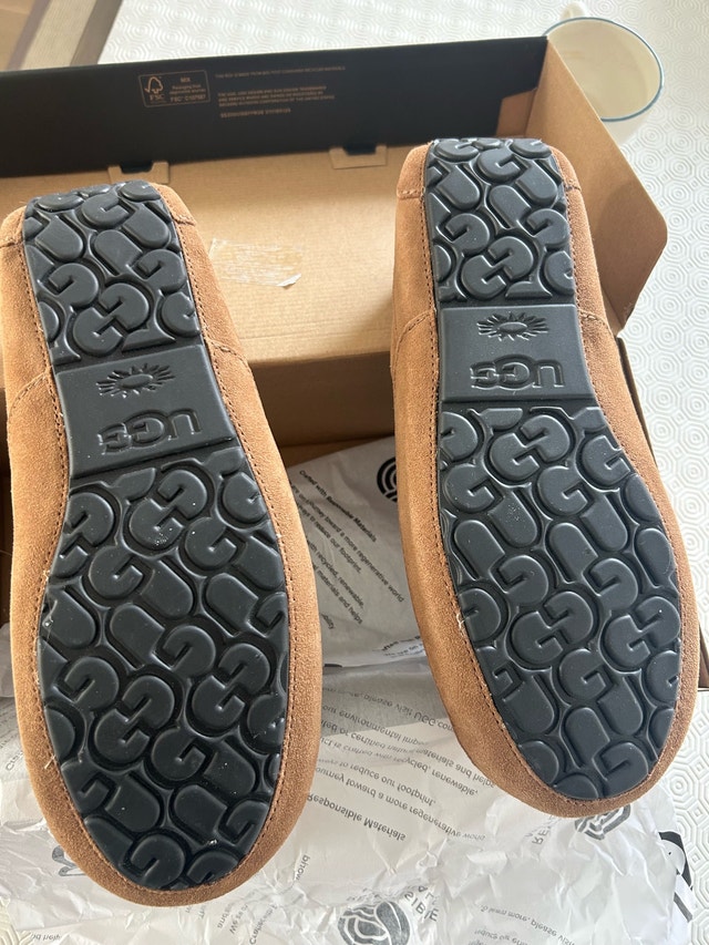 Ugg Men’s Ascot Slippers - Size 13 - photo 3