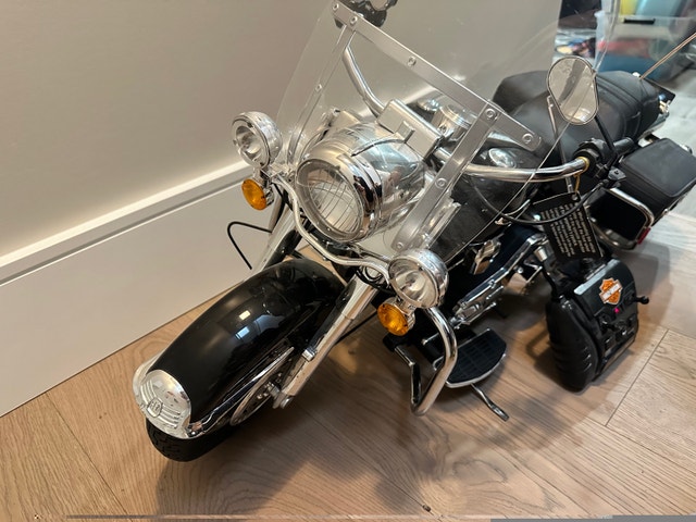 Remote Control Harley Davidson - 3 Feet Long - photo 2