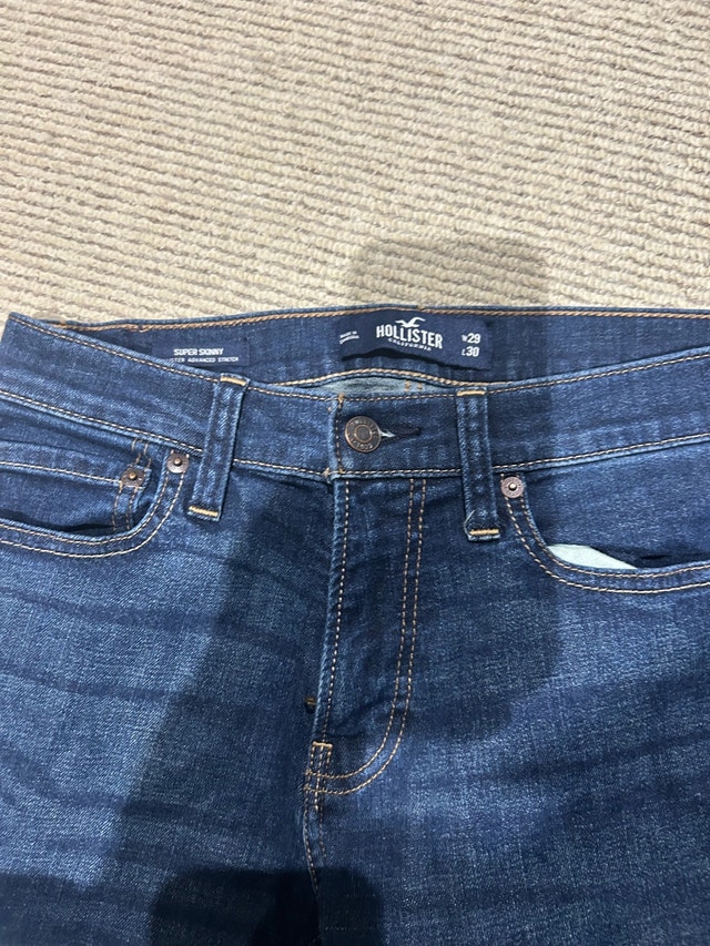Hollister Jeans Size 29