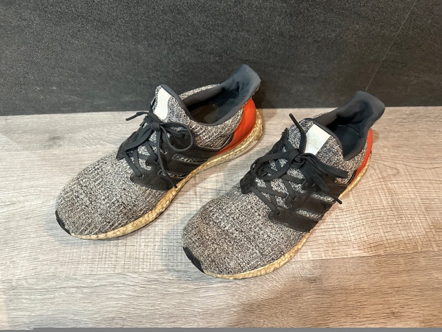 Size 10 Men’s Adidas Ultraboost Running Shoes - photo 2