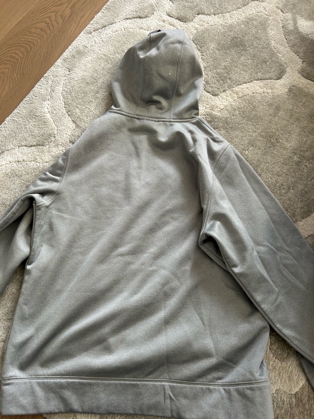 Under Armour Hoodie Size M - photo 3