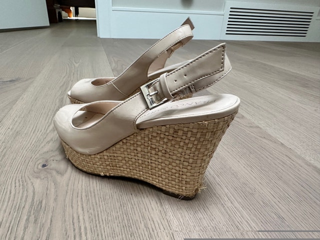 Women's Size 6 Franco Sarto High Heel Shoes - photo 2