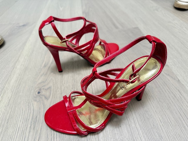 Women's Size 6 Red Ralph Lauren High Heel Shoes