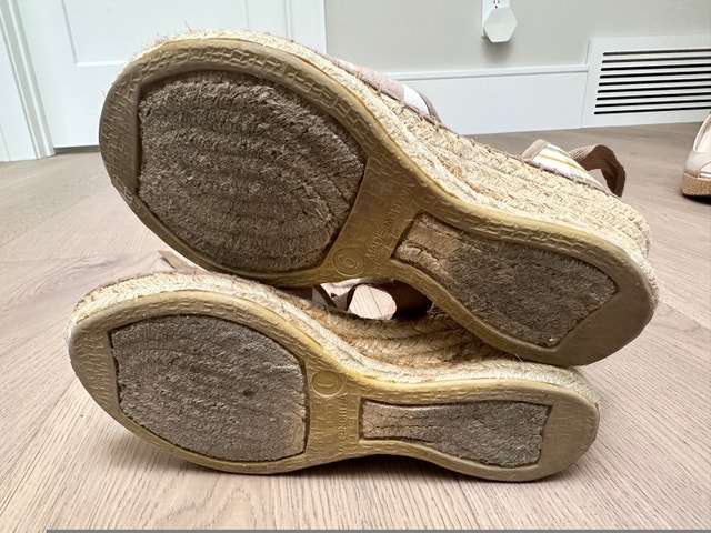 Women's size 6 Roxy shoes - photo 5