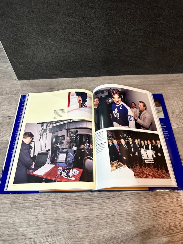 A Day In The Life Of The Toronto Maple Leafs Book - photo 2
