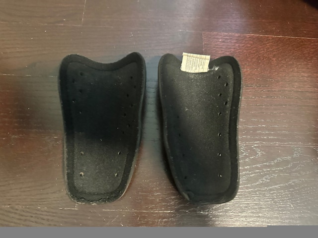 Soccer Shin Pads 7 Inches Tall - photo 2