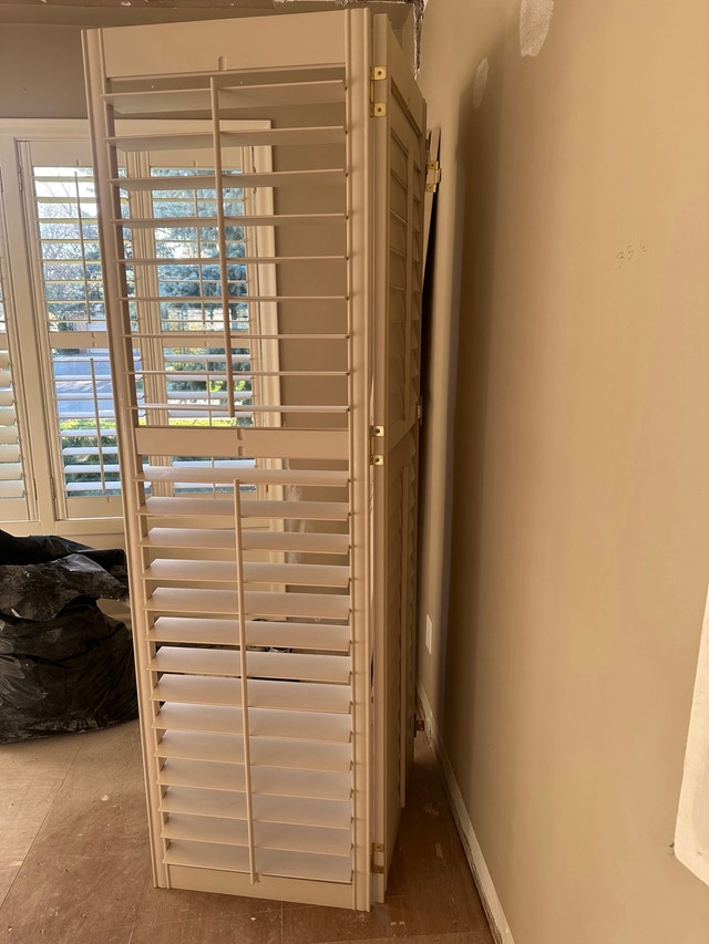 Shutter doors beige 4 panel - photo 3