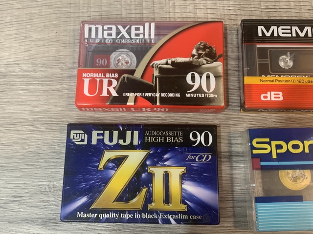 6 NEW SEALED 90 Min Blank Audio Cassette Tapes MAXELL FUJI - photo 2