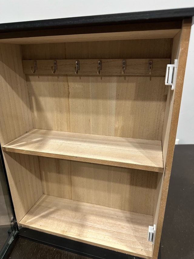Hanging Wall Shelf with Glass Covering and Magnetic Door - photo 3