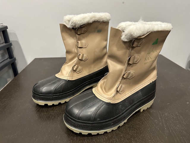 Men’s Size 10 Kodiak Steel Toe Safety Boots