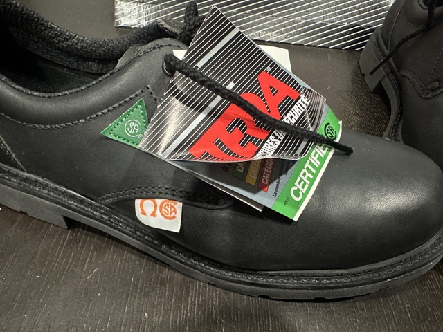 Men's Black Terra Protective Shoes Brand New Size 10 - photo 3