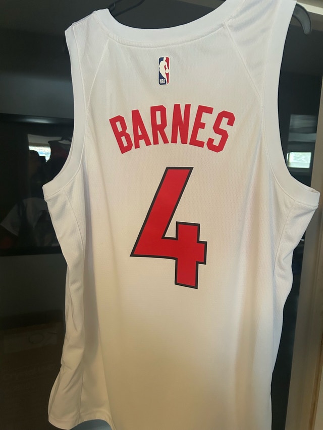 Raptors Barnes # 4 Jersey - photo 2