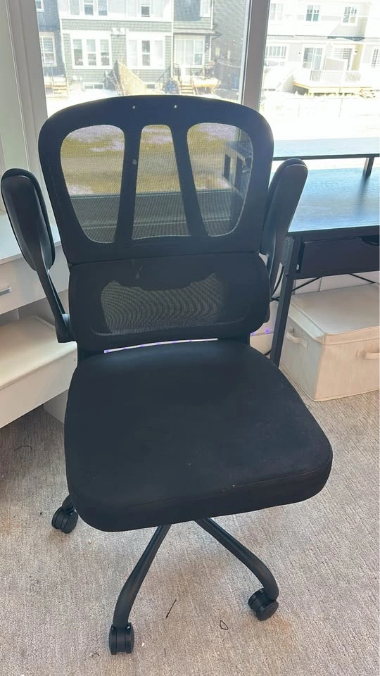 Office desk and chair - photo 2