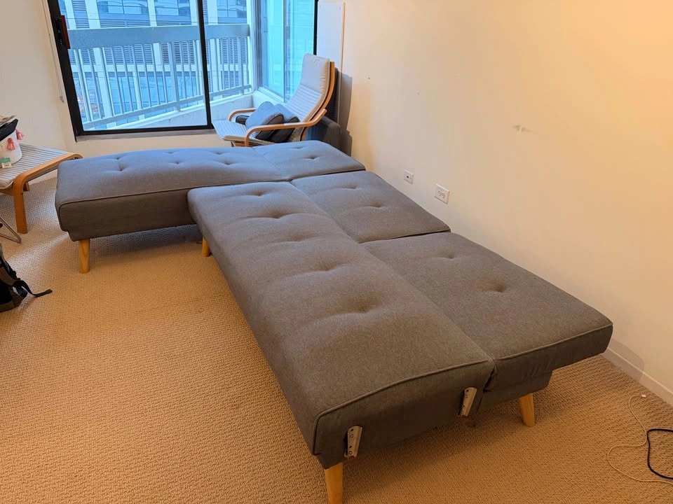 Sectional Couch - photo 3