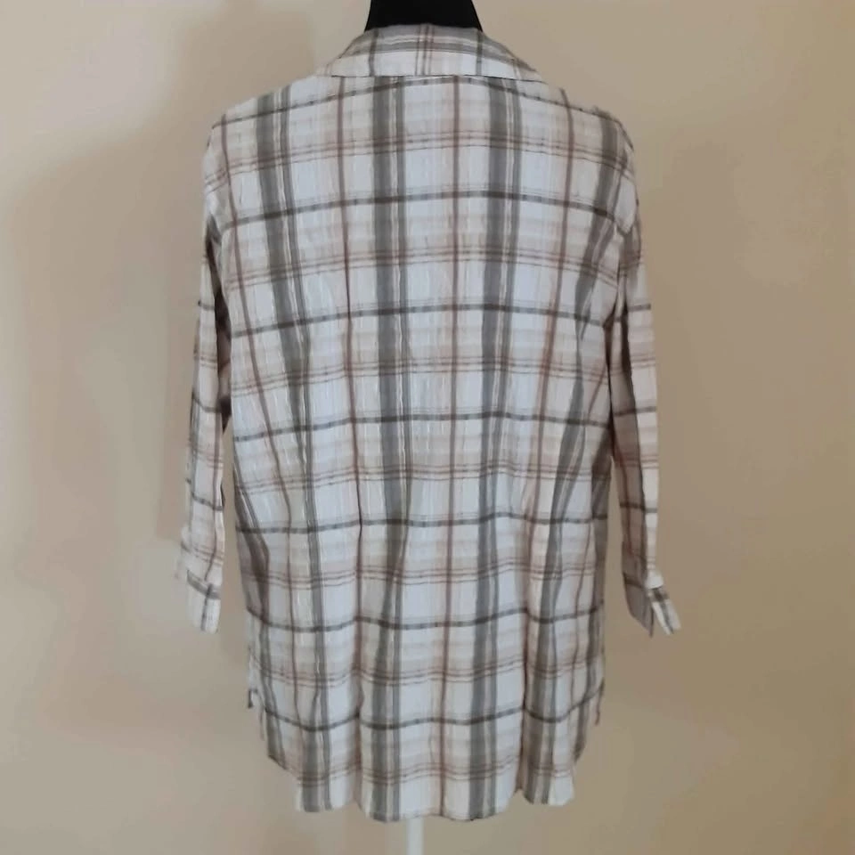 Carroll Reed Ladies 3/4 Sleeve Button up Top 🌱 - photo 2