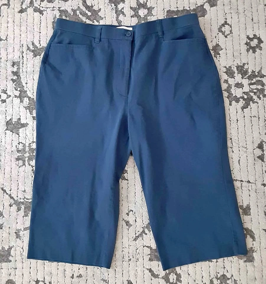 Northern Reflections Ladies Blue Capri Pants Size 14 🌱