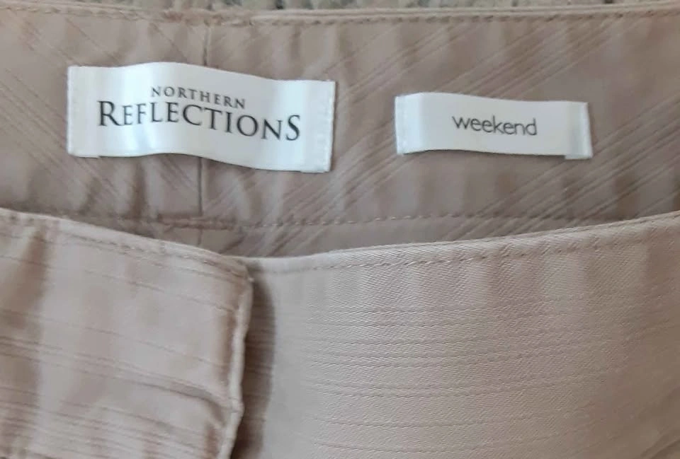 Northern Reflections Ladies Beige Capri Pants Size 14 🌱 - photo 2