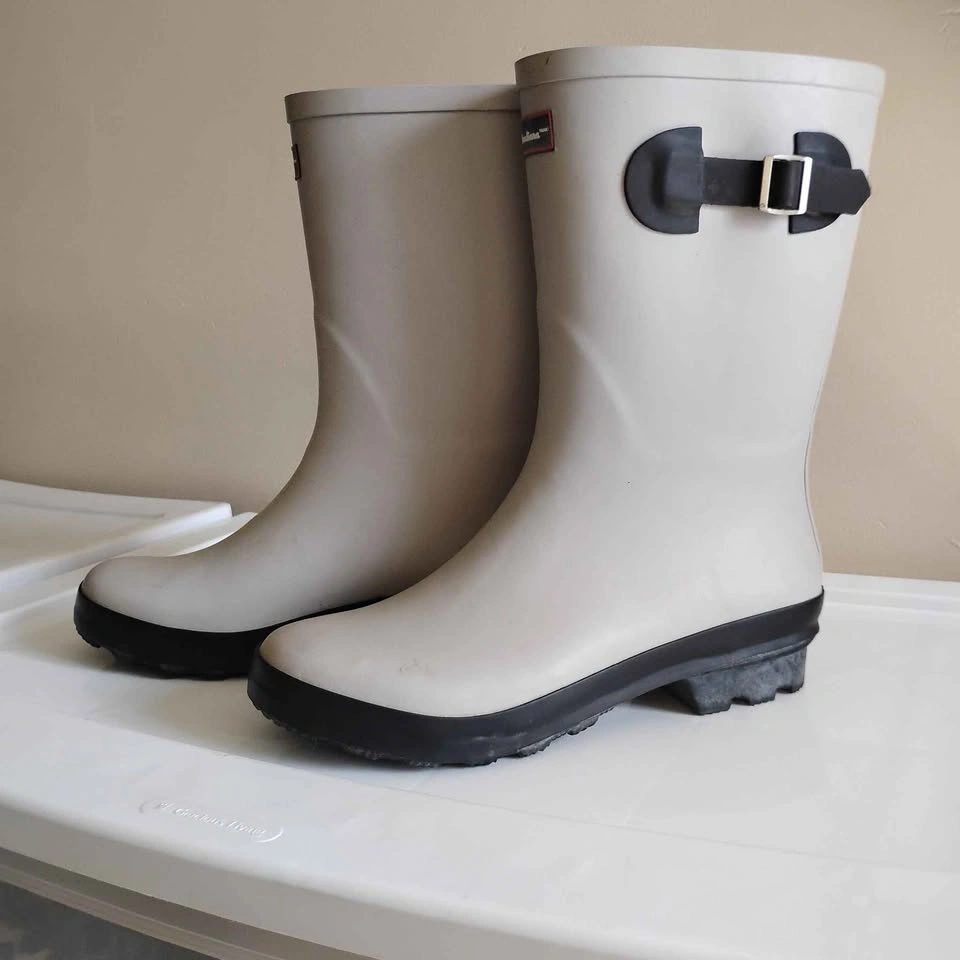 Ladies Rubber Boots - Size 9 🌱 - photo 3