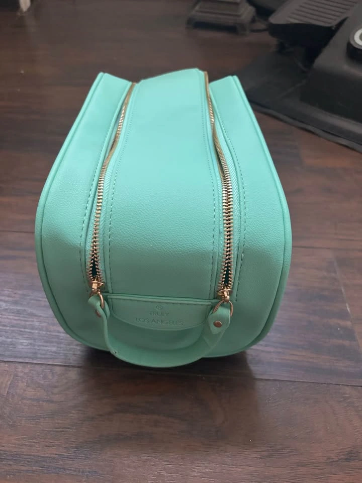 Truly beauty cosmetic bag - photo 2