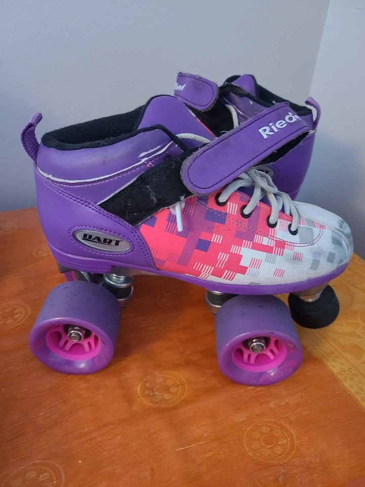 Riedell Dart Roller Derby Skates Size 4 - photo 2